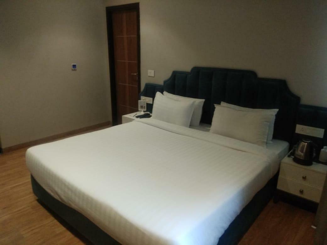 Hotel Accord Premier Raigarh Εξωτερικό φωτογραφία