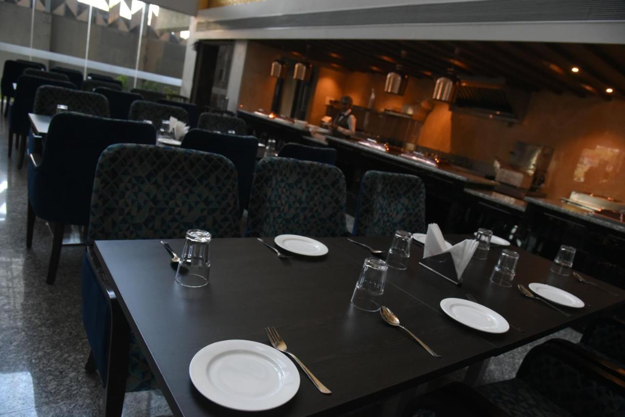 Hotel Accord Premier Raigarh Εξωτερικό φωτογραφία